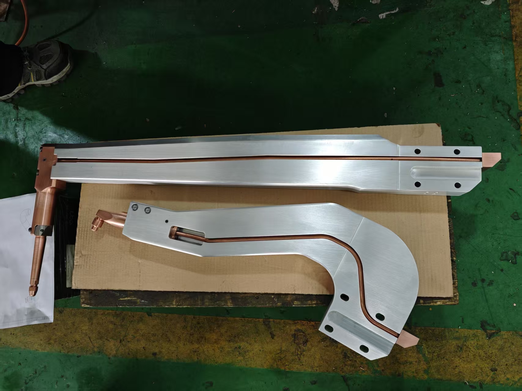 Load inspection of electrode arm welding